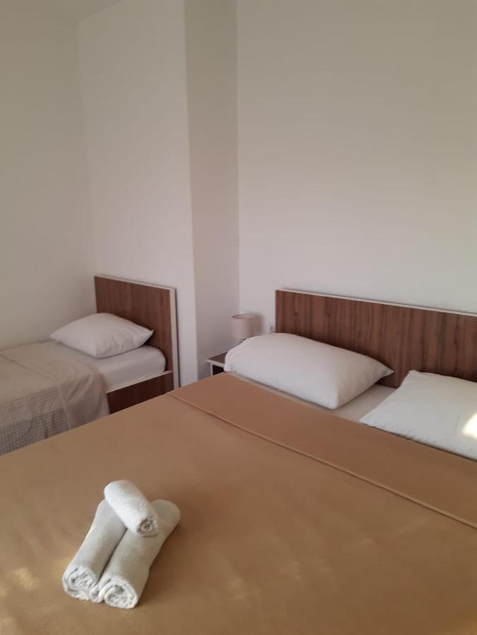 Apartment Luka Bibinje Buitenkant foto