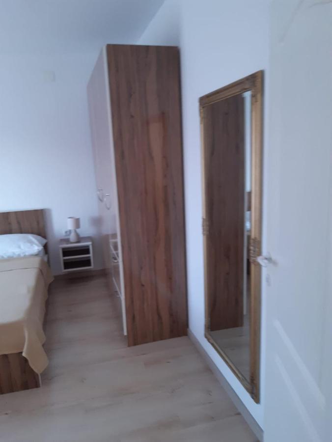 Apartment Luka Bibinje Buitenkant foto
