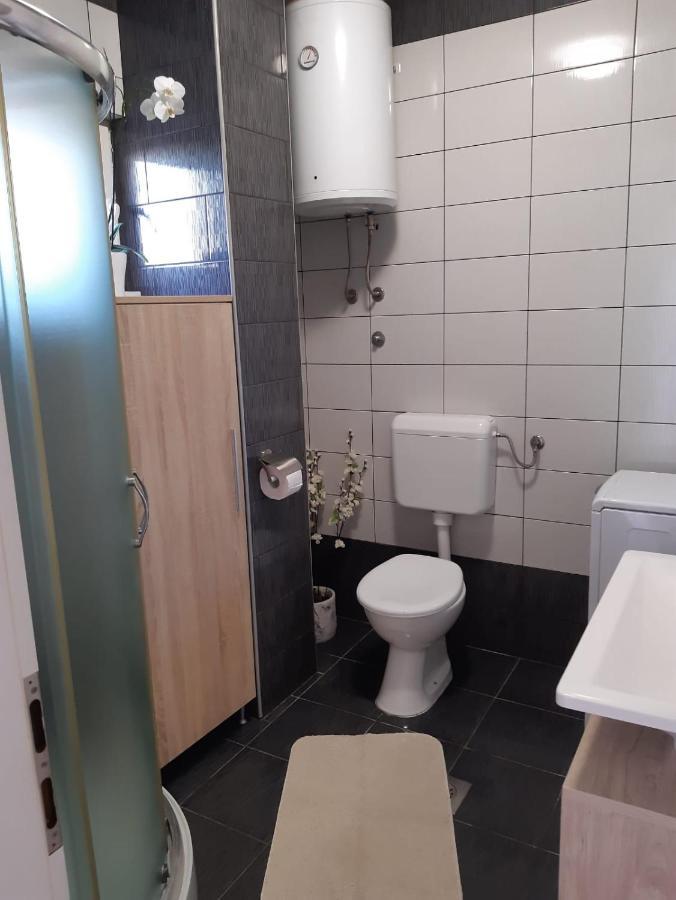 Apartment Luka Bibinje Buitenkant foto