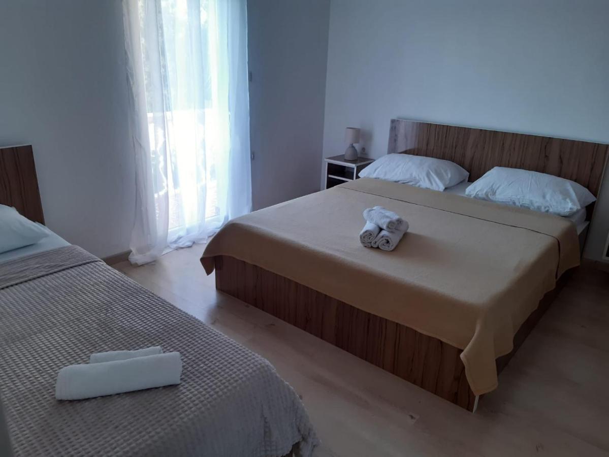 Apartment Luka Bibinje Buitenkant foto